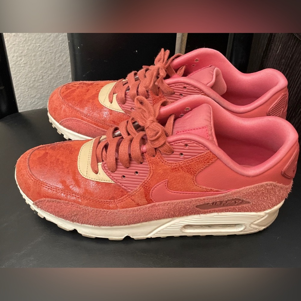 Nike Air Max 90 SD Light Red Wood Running Shoes Women’s Size 10